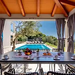 Luka With 50 Sqm Pool *