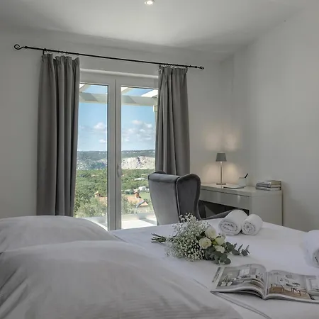 Luxury Pool Villa Luka /W Sea View *