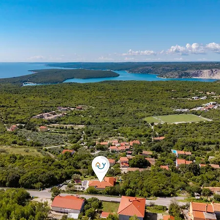 Luka With Private Pool & Sea View Villa